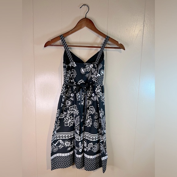 Pinky Youth Floral Black And White Dress - Picture 2 of 8